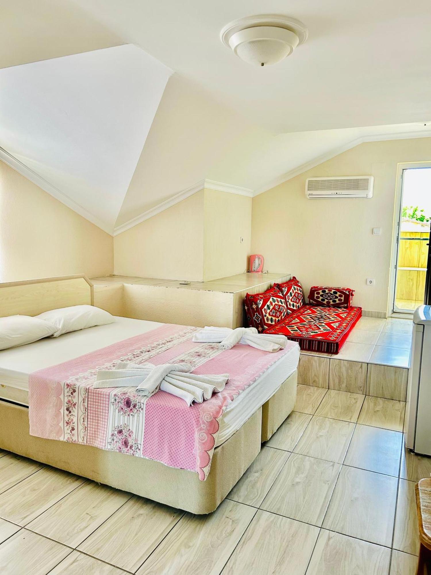 Karaca Apart Hotel Dalyan Exterior foto