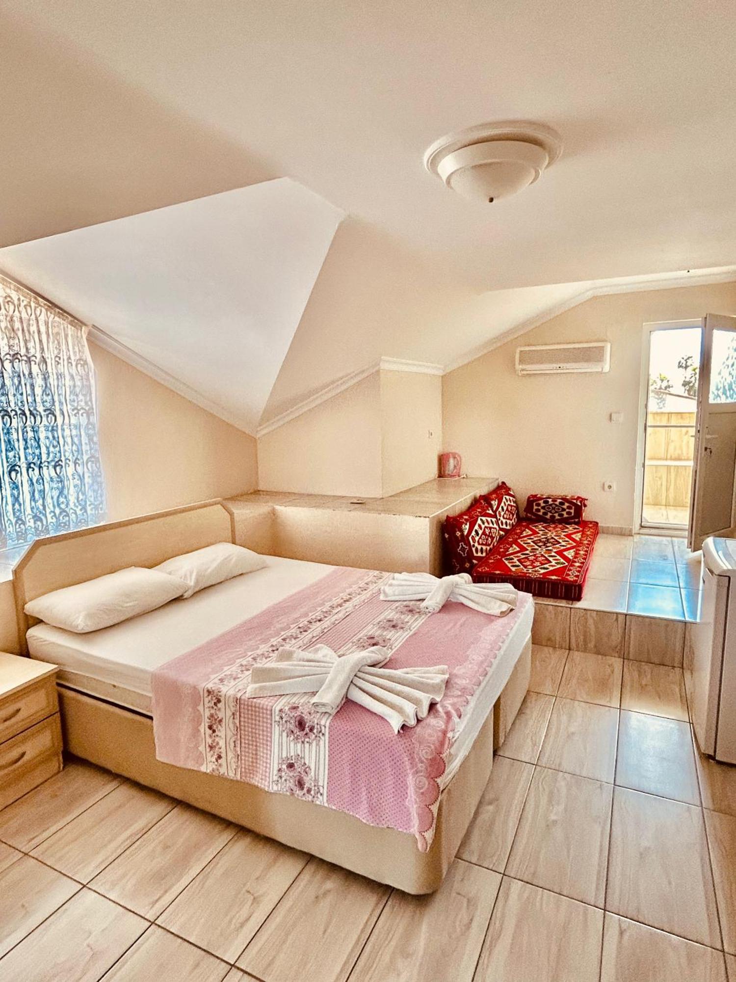 Karaca Apart Hotel Dalyan Exterior foto